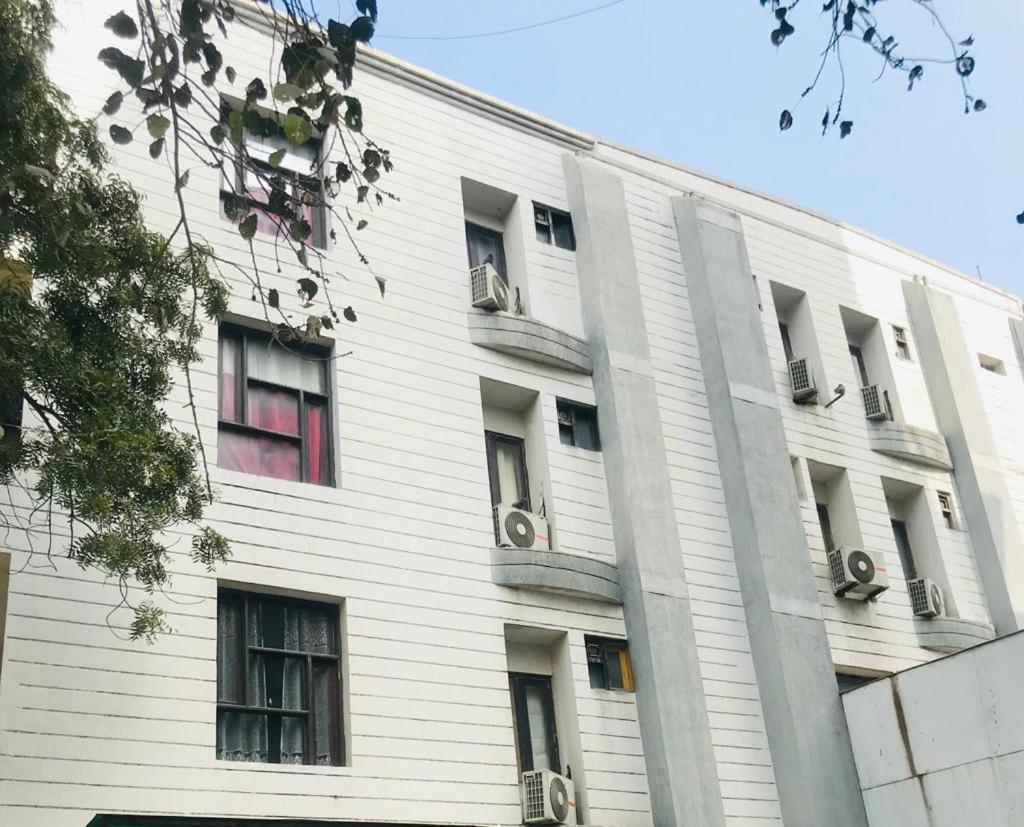 Hotel Tulip Palm Dźajpur Zewnętrze zdjęcie